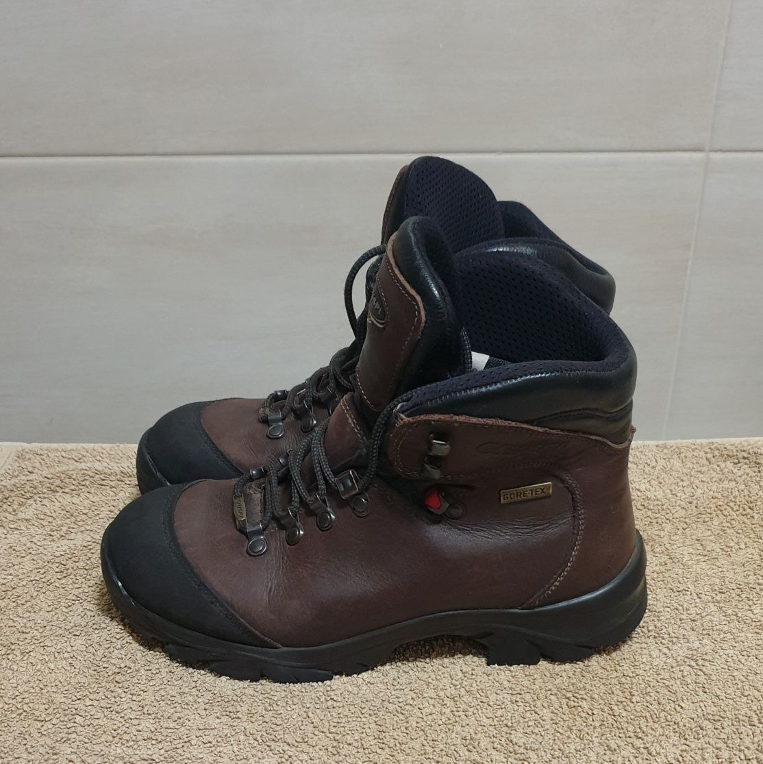 Buty męskie trekingowe CRISPI HTG rozm. 40