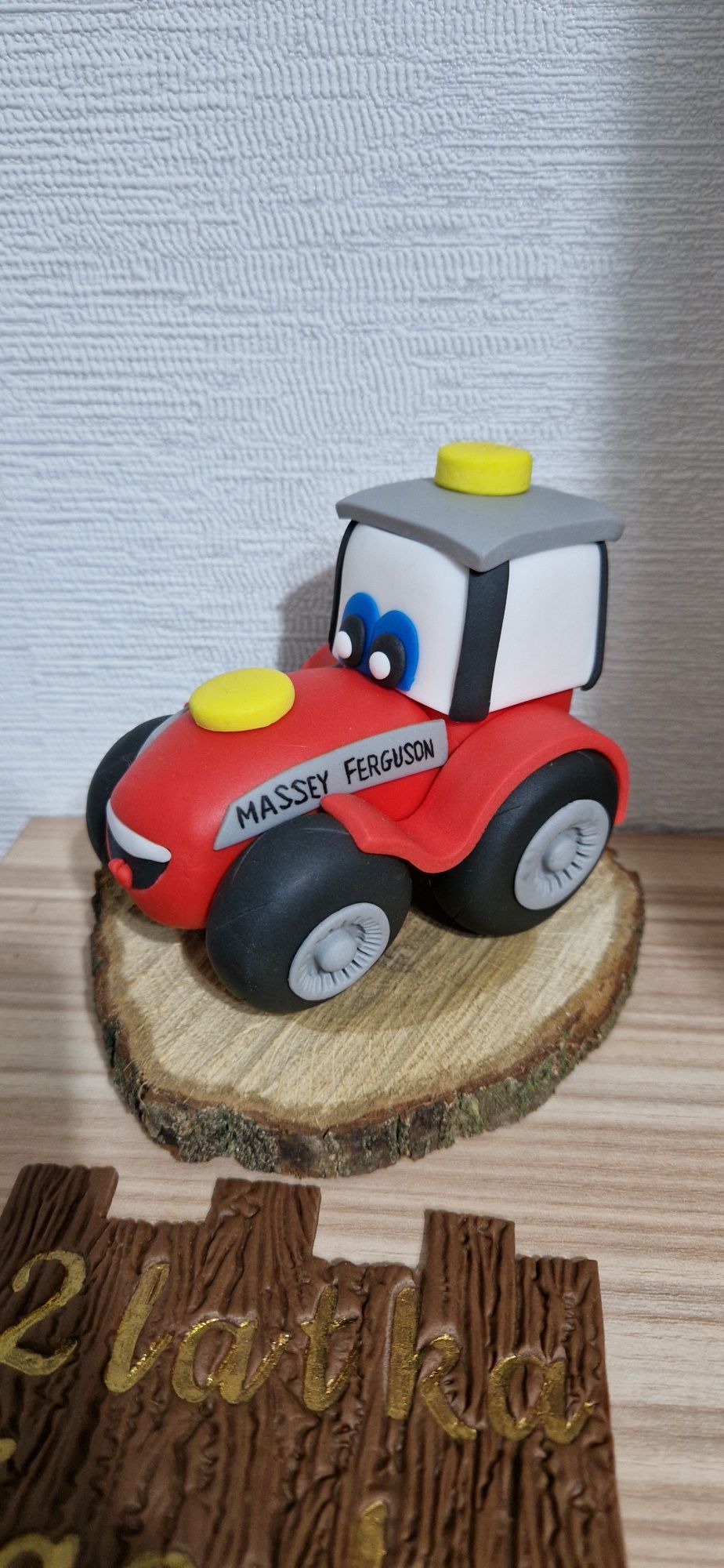 Traktor Massey Ferguson masa cukrowa figurki na tort