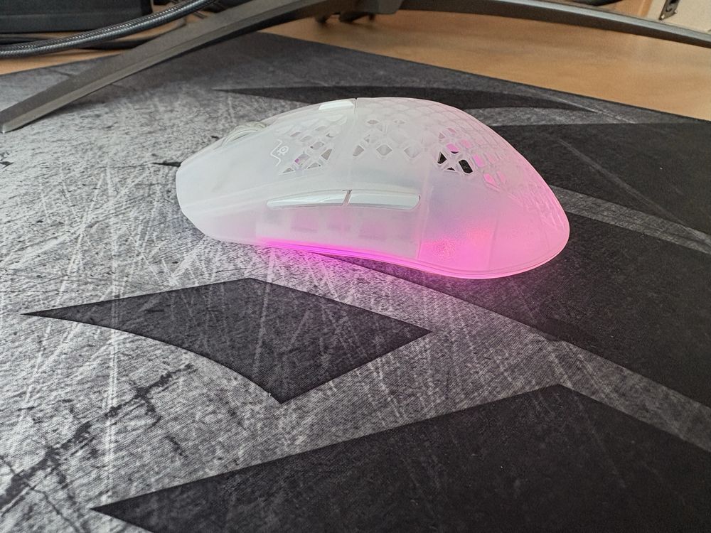 Myszka bezprzewodowa biała Steelseries Aerox 3 Wireless Ghost RGB