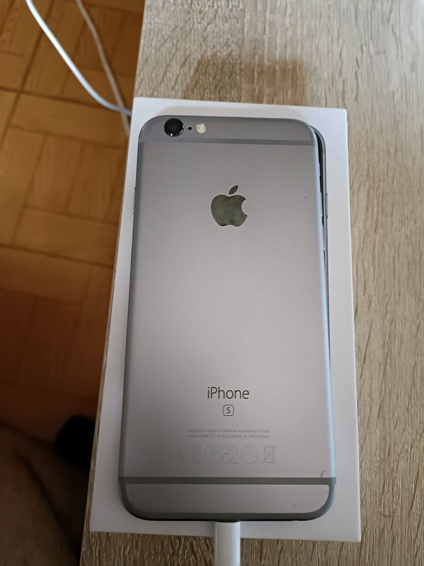 iPhone 6S Cinza - 32GB