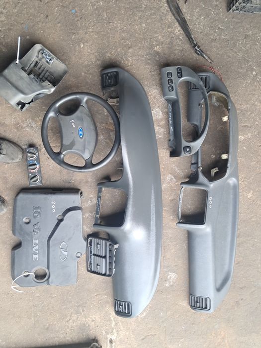 Продам  панелі 2110 2009 рік