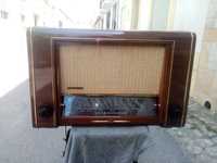 Radio antigo TELEFUNKEN