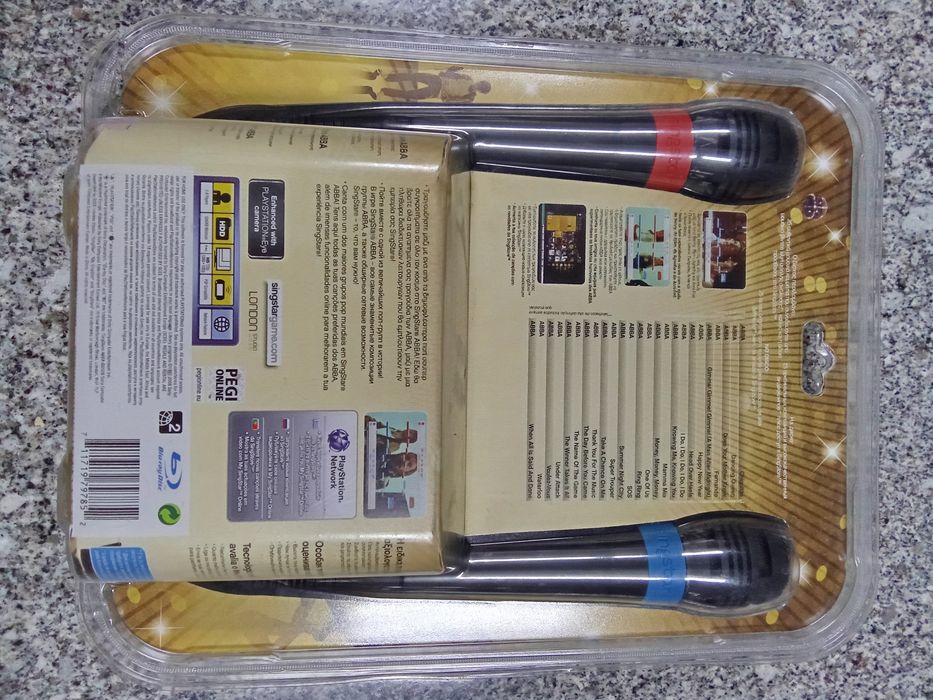 PlayStation 3- Singstar ABBA com 2 microfones ( novo)
