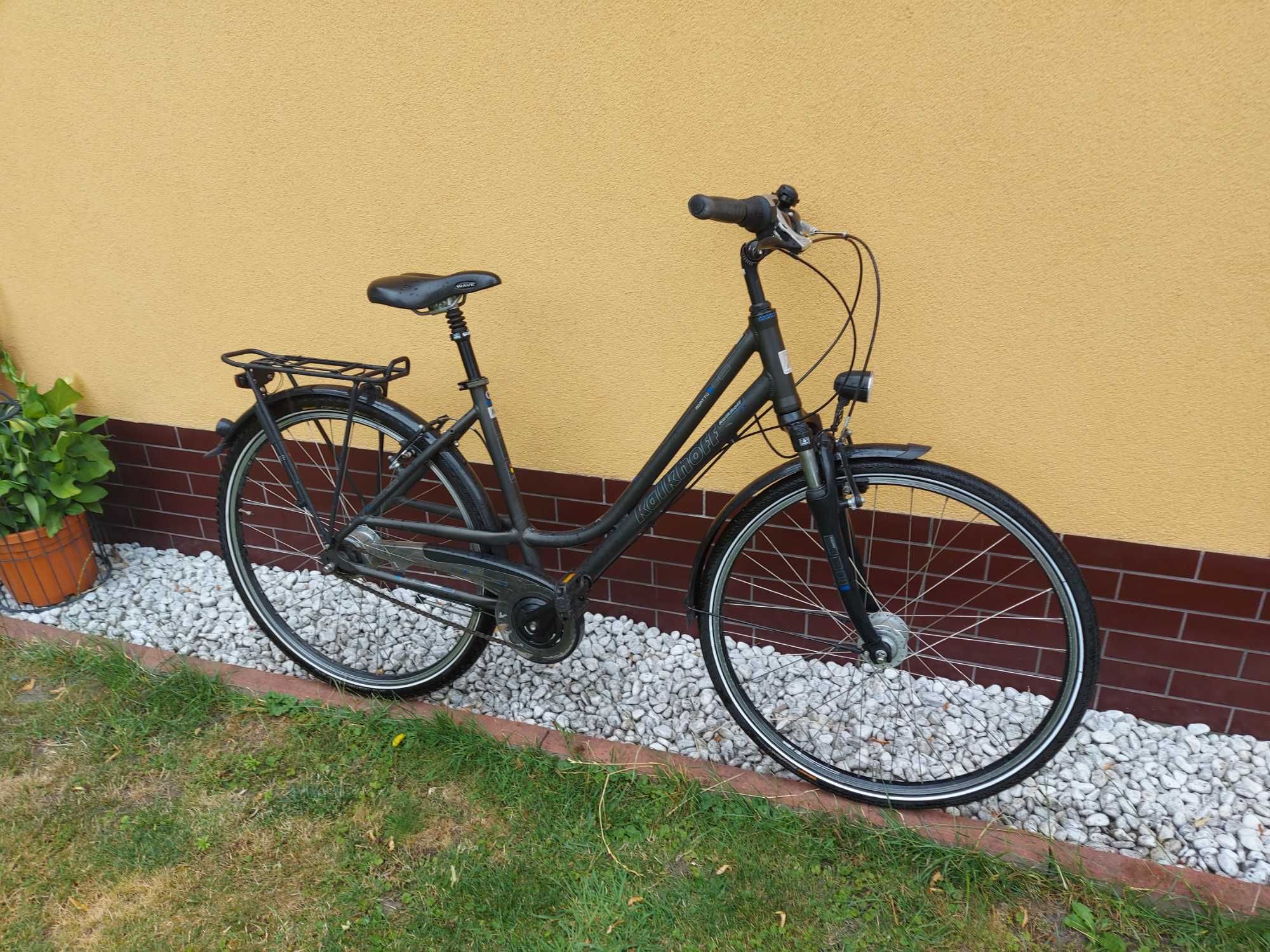 aluminiowy rower damski Kalkhoff Agattu Nexus 8 amortyzator dynamo