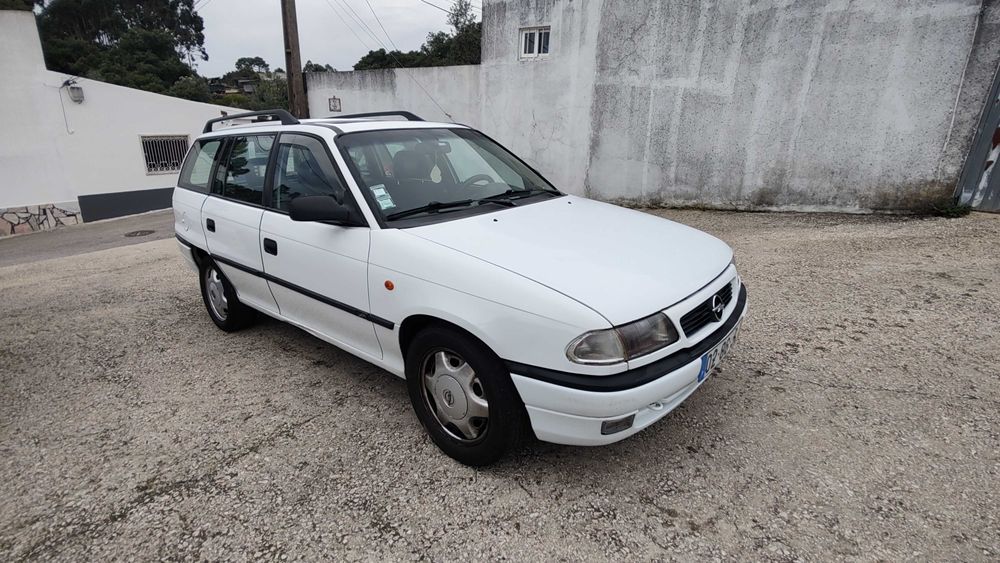 Opel Astra 1.4 carrinha 1998