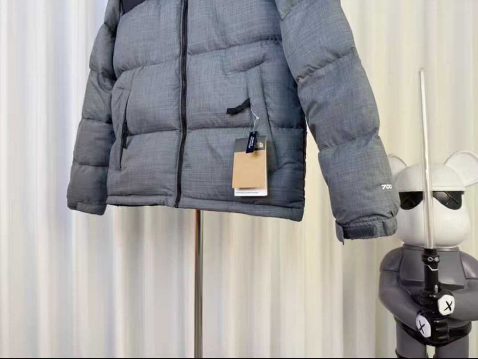 Puchówka The North Face w szaro-czarnej wersj/XL