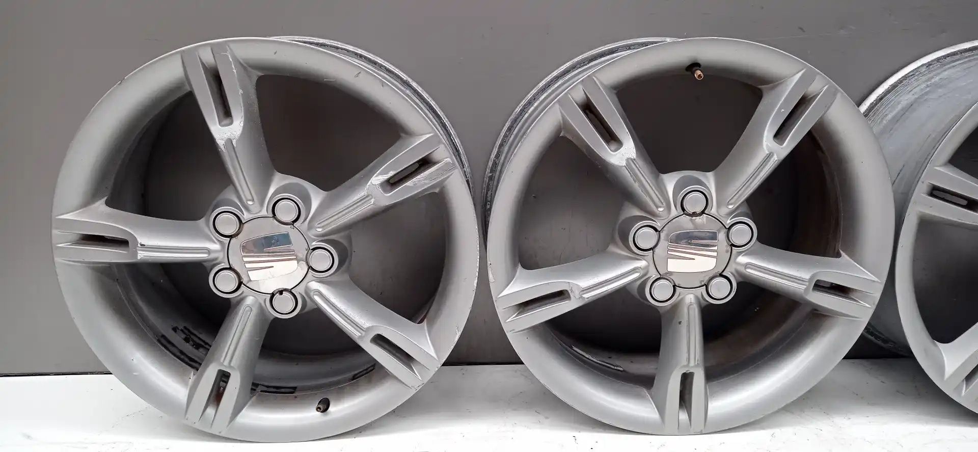 Jantes 17" seat leon 2.0tdi vendo ou troco por 16" 4x100