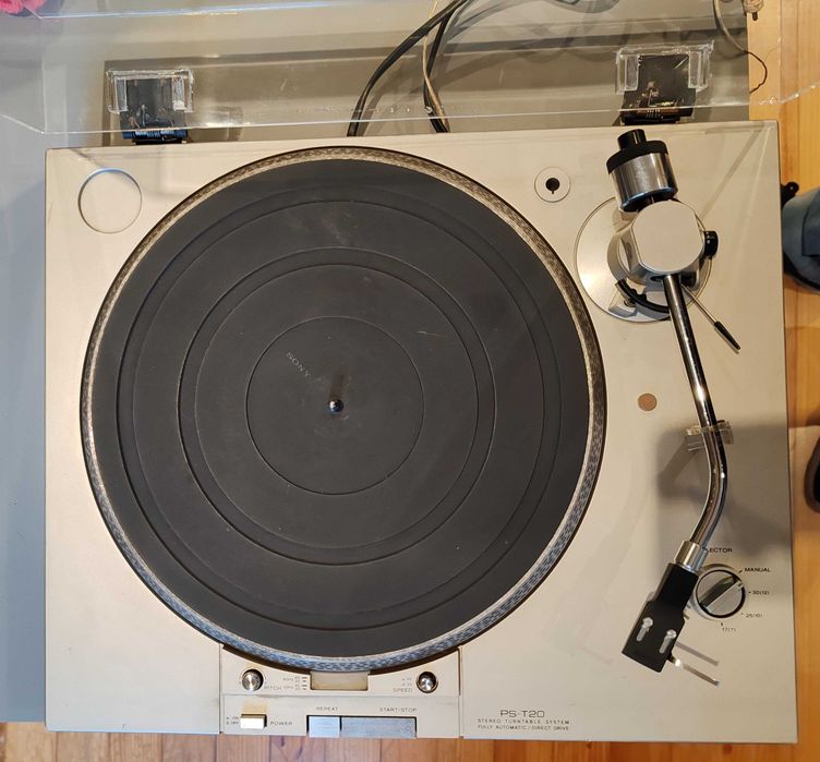 Gira-discos Sony PS-T20 Vintage – para Restauro