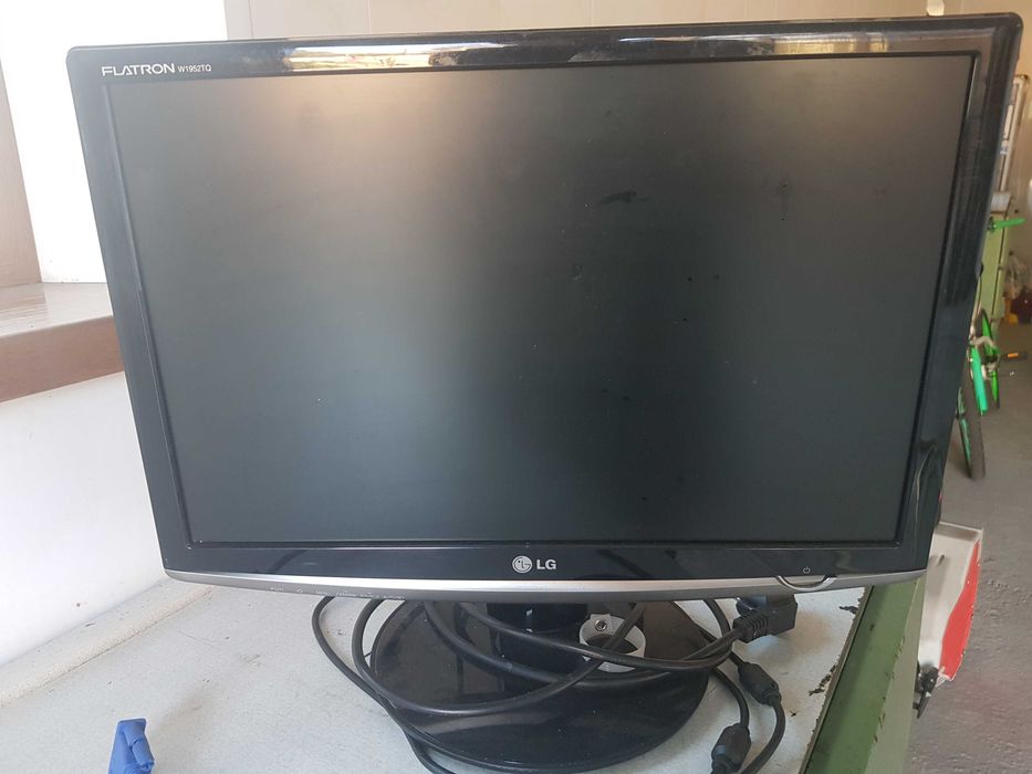 Продам монитор lg