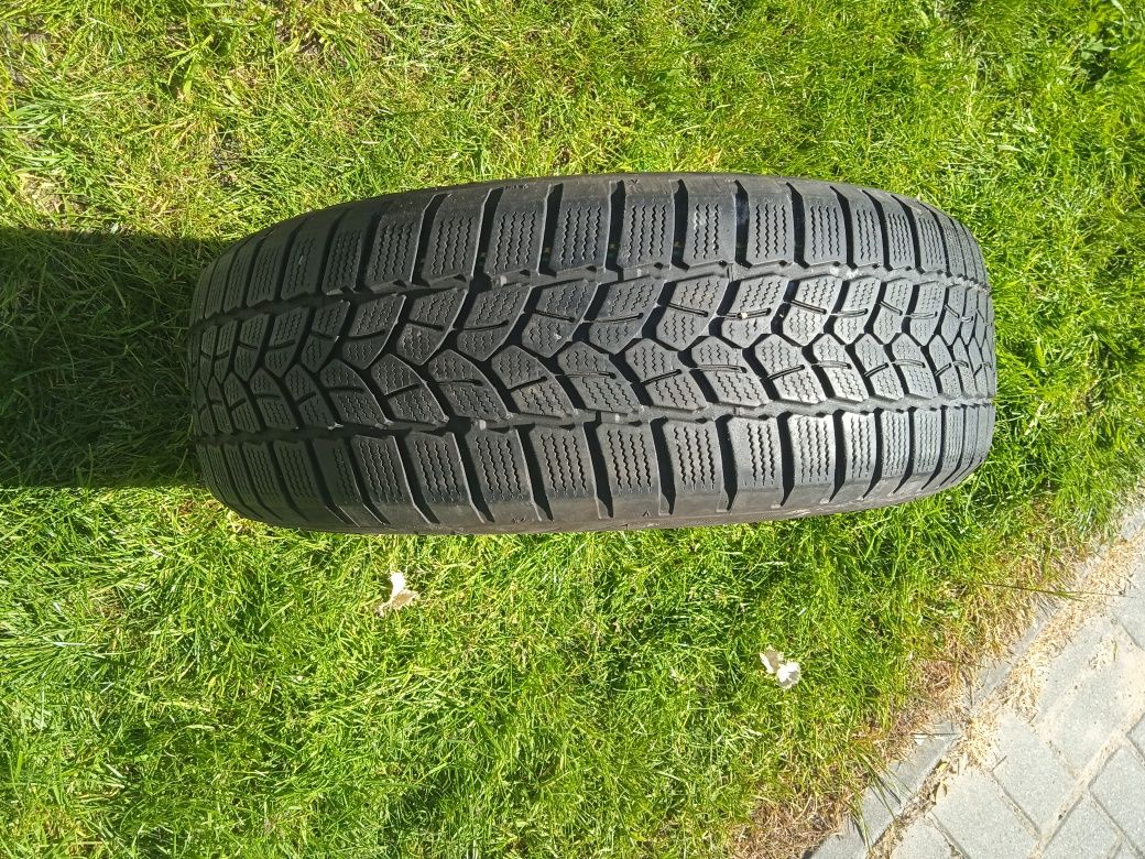 Opony zimowe 205/60 R16