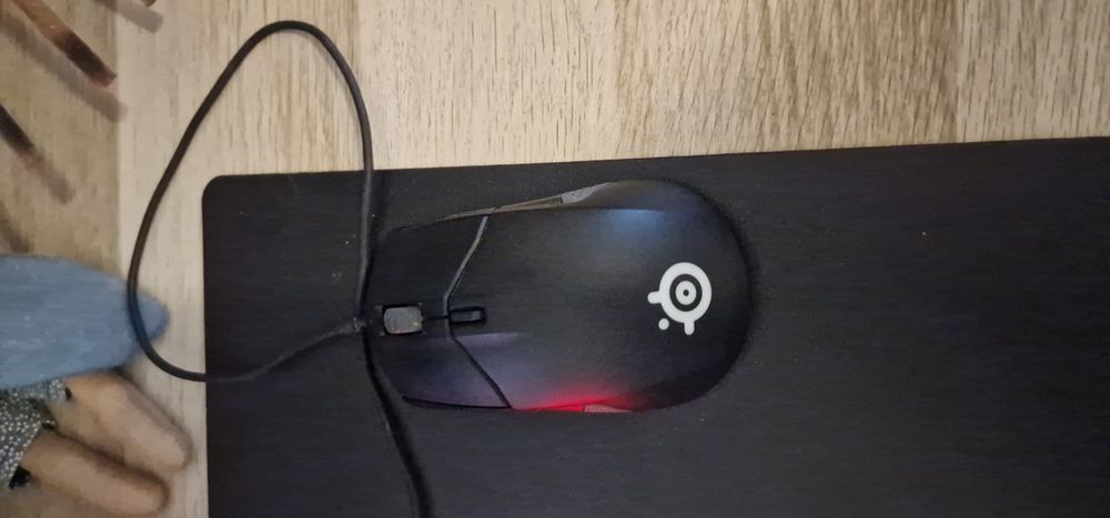 Portátil gaming MSI + headset e rato da steelseries