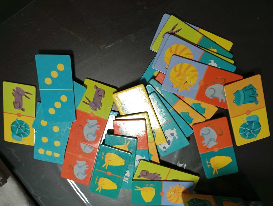 Brinquedo dominó