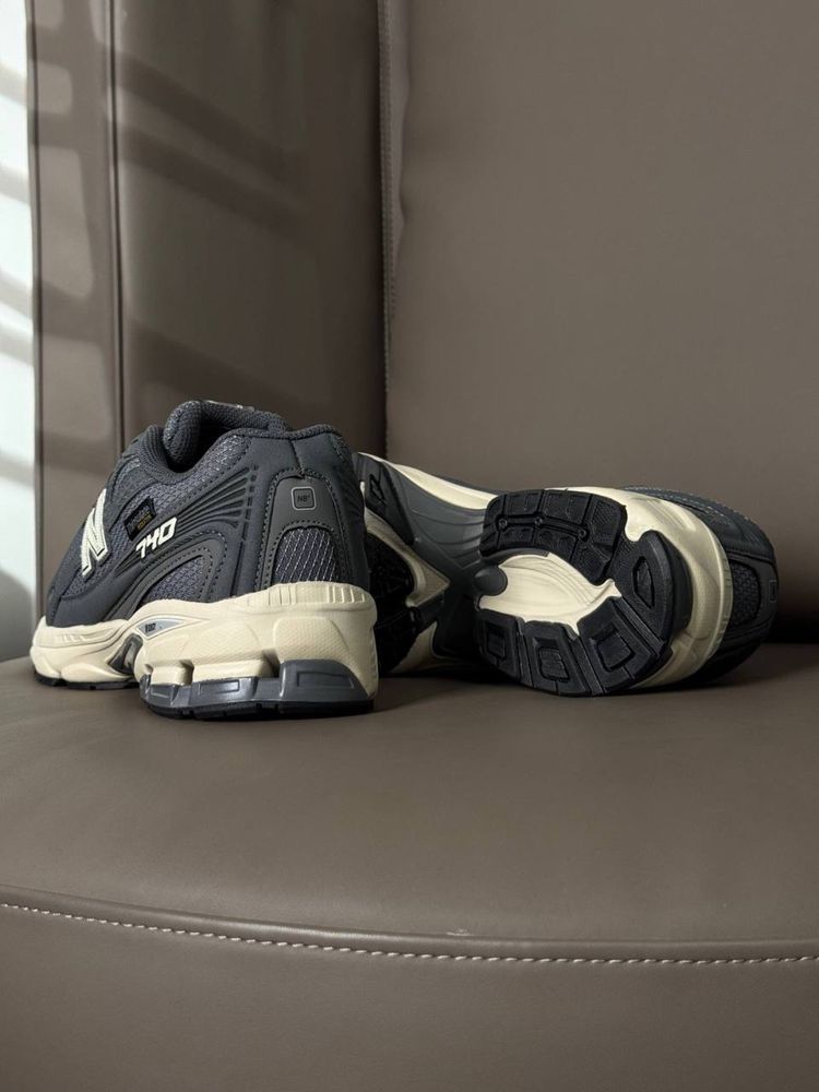 Чоловічі кросівки нью беланс New Balance 740 GTX Grey Beige [41-45]