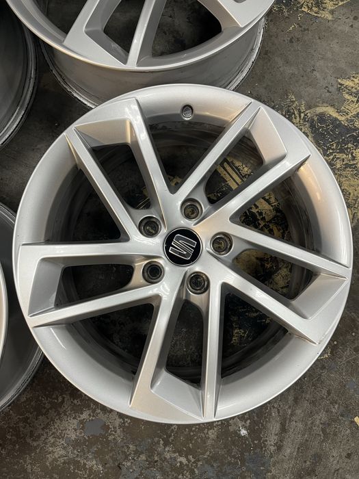 Felgi aluminiowe 17 5x112 Seat Oryginal Leon
