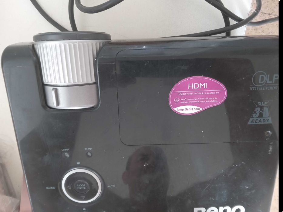 Projector BENQ c/novo