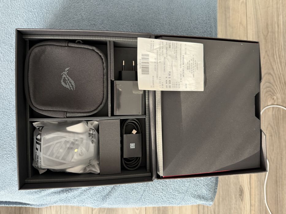 Asus rog phone 9 pro 24/1TB dosłownie nowy do negocjacji