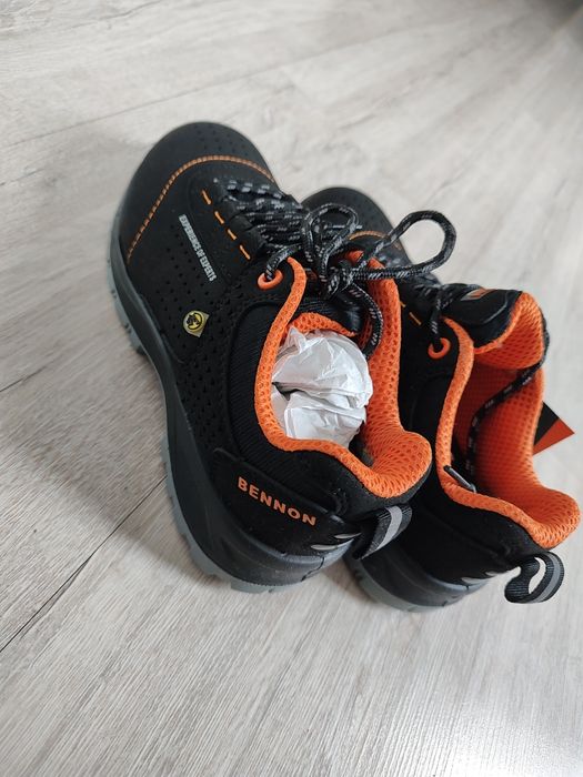 Nieużywane buty robocze