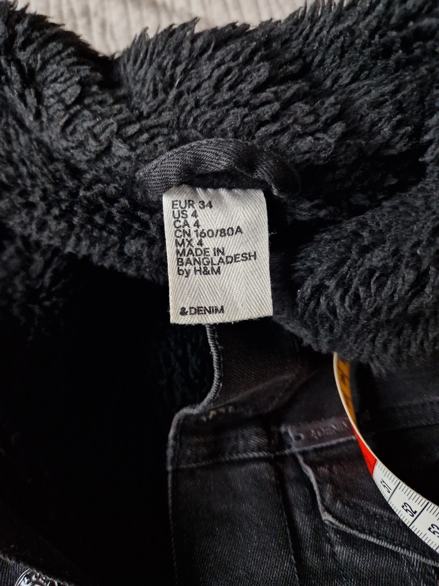 Klasyczna czarna jeansowa kurtka z futerkiem XS H&M