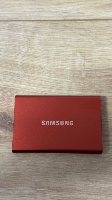 Dysk zewnętrzny SSD Samsung T7 | 500GB | czerwony