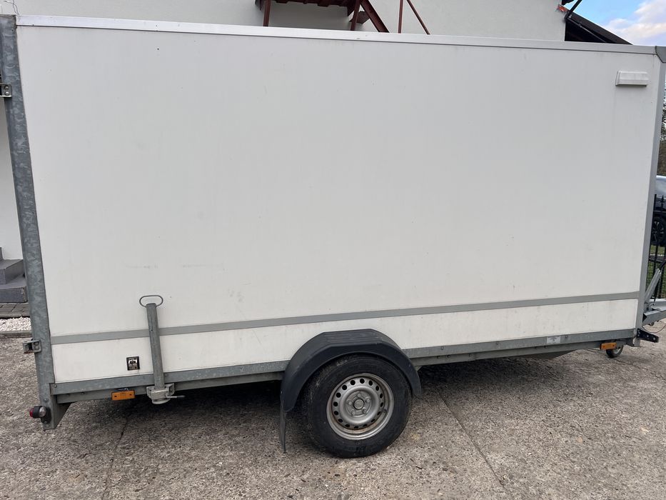 Przyczepa Cargo Furgon Niewiadów stan b.dobry