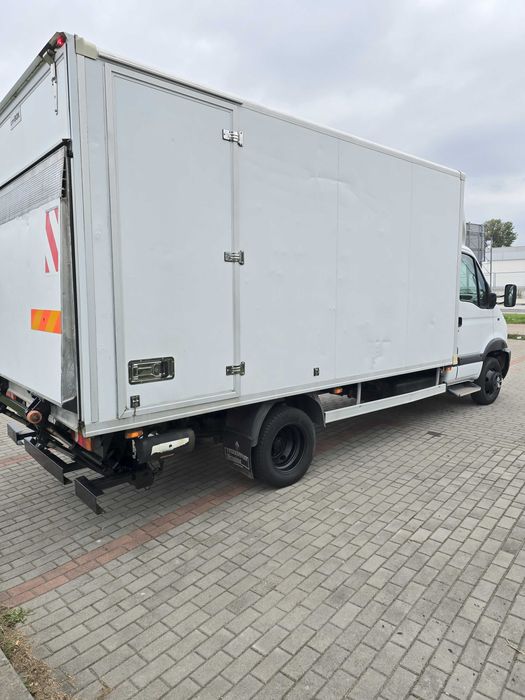 Sprzedam Renault Mascott Kontener + Winda Kat.B 2002r