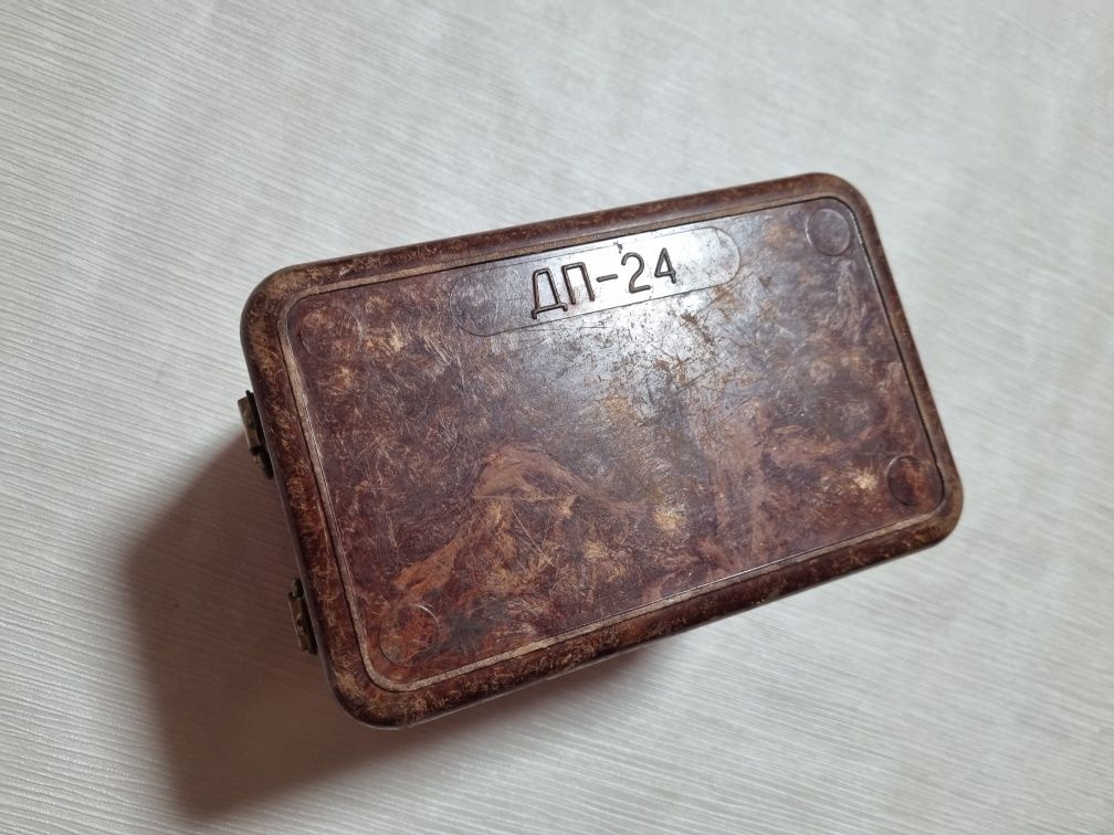 Бакелитовый ящик от дозиметра дп-24