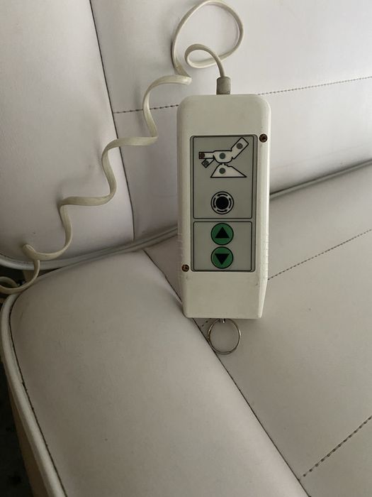Łóżko kosmetyczne elektryczne