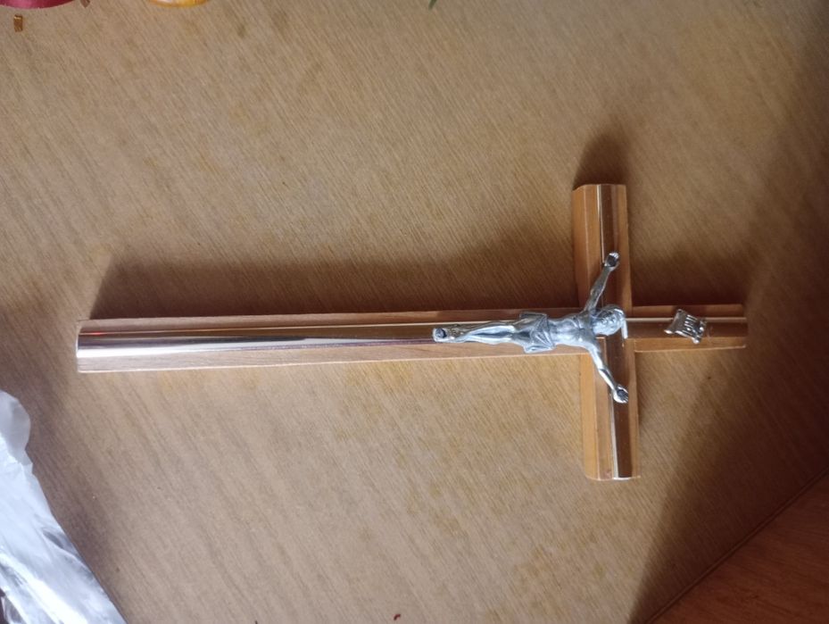 PRL vintage retro krzyż na ścianę