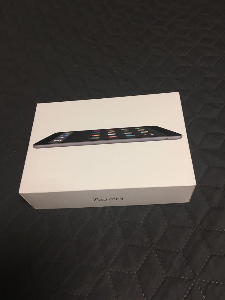 pudełko po iPad mini 2