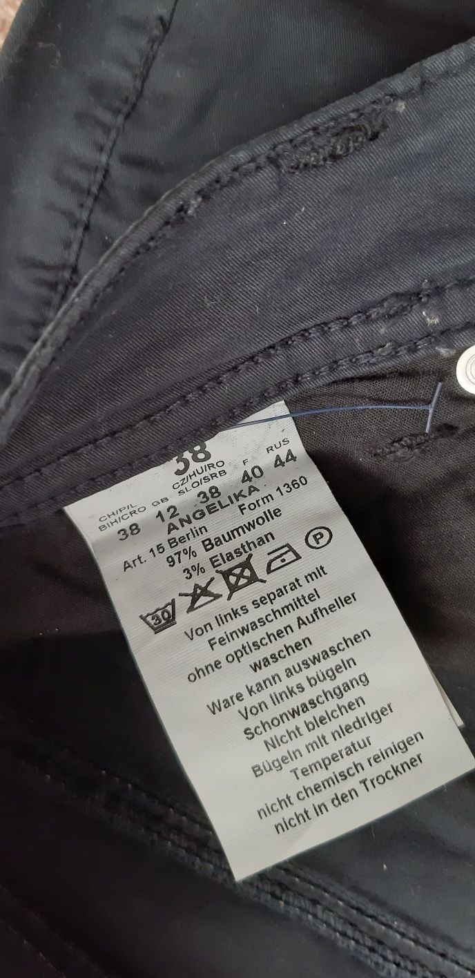 Spodnie Angelika od Anna Montana slim fit 38