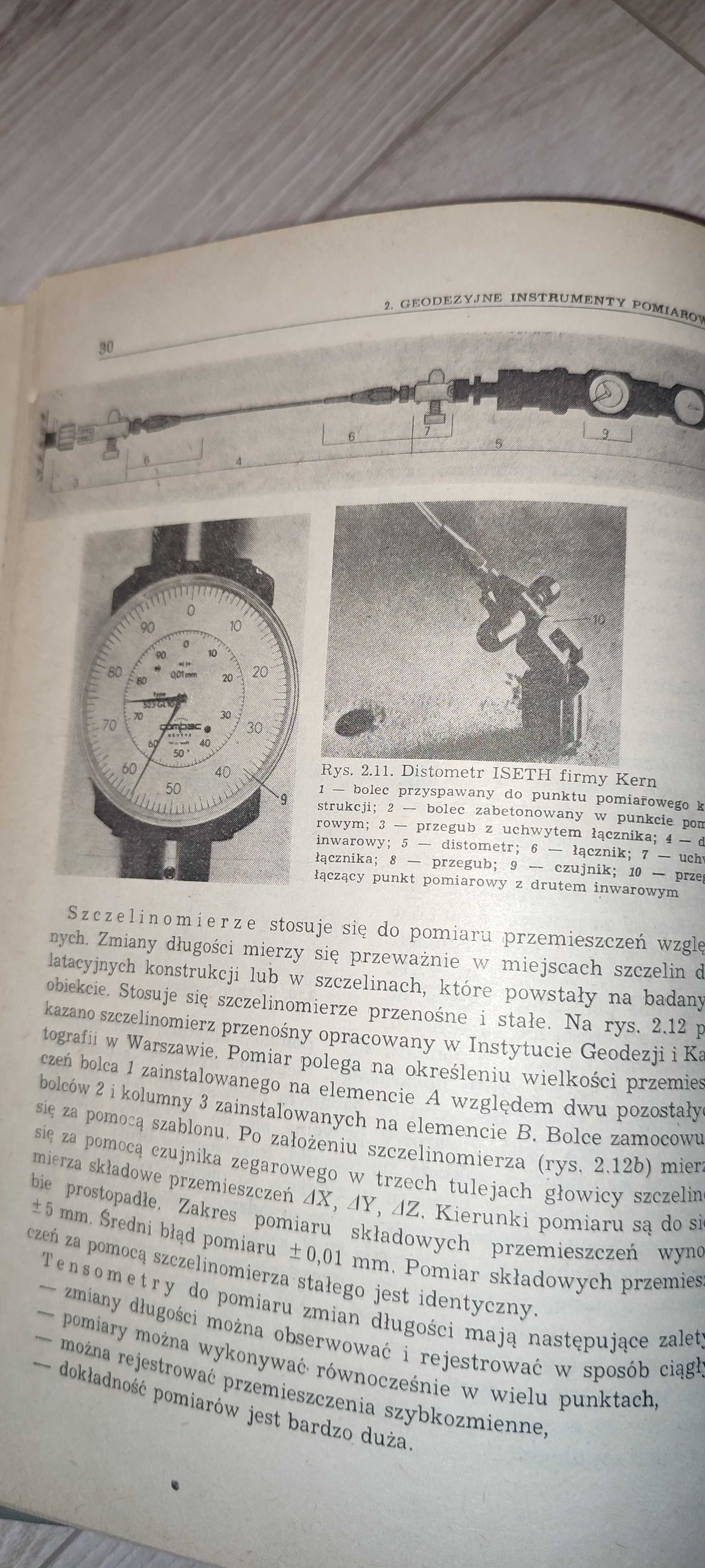 Pomiary geodezyjne w budownictwie morskim. A.Żurkowski.