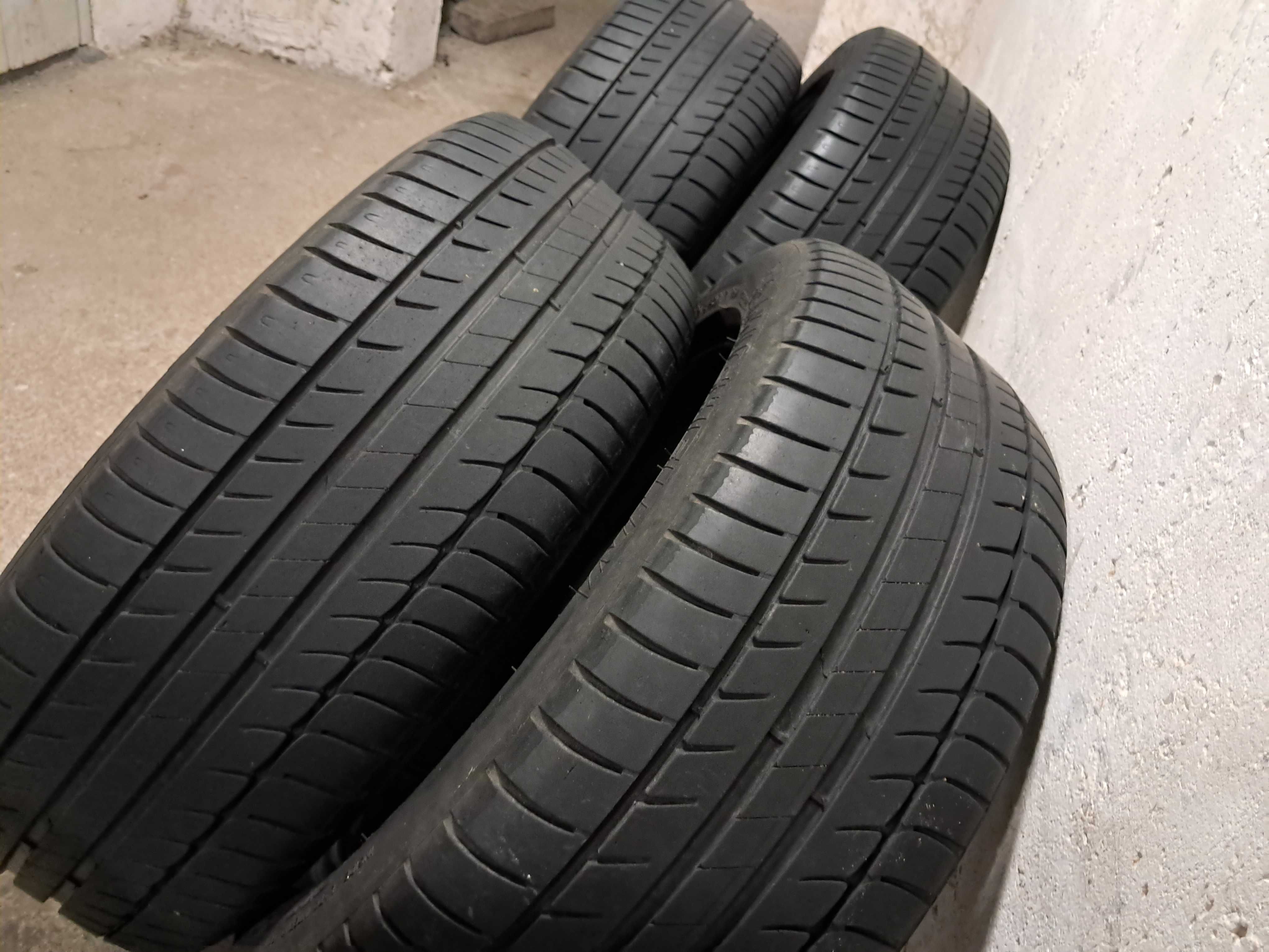 Opony Letnie Michelin Primacy  HP  215/50  17R 95v