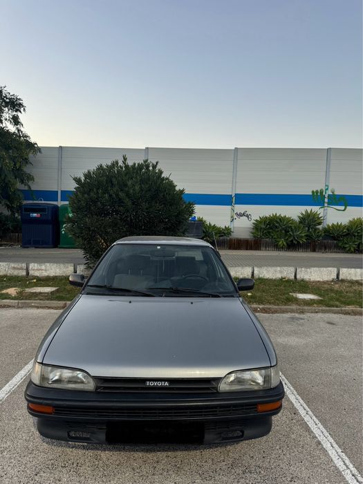 Toyota Corolla E90 XL