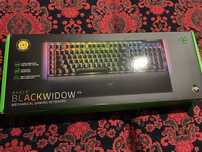 Razer Blackwidow V4 usado