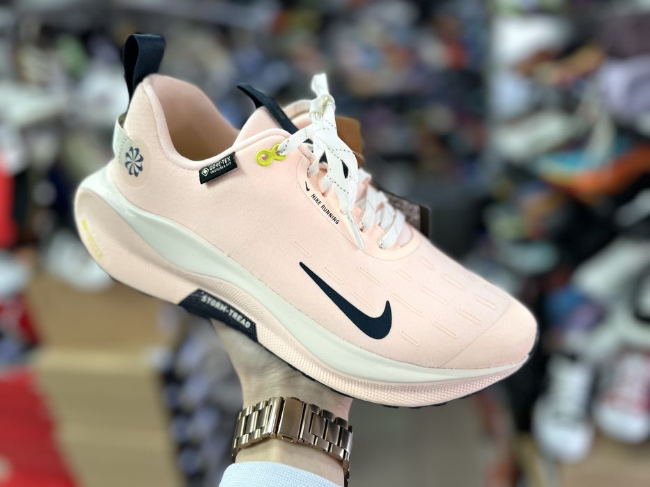 Кросівки Nike Infinity Run 04 Gore - Tex ( РОЗМІР 37,5)