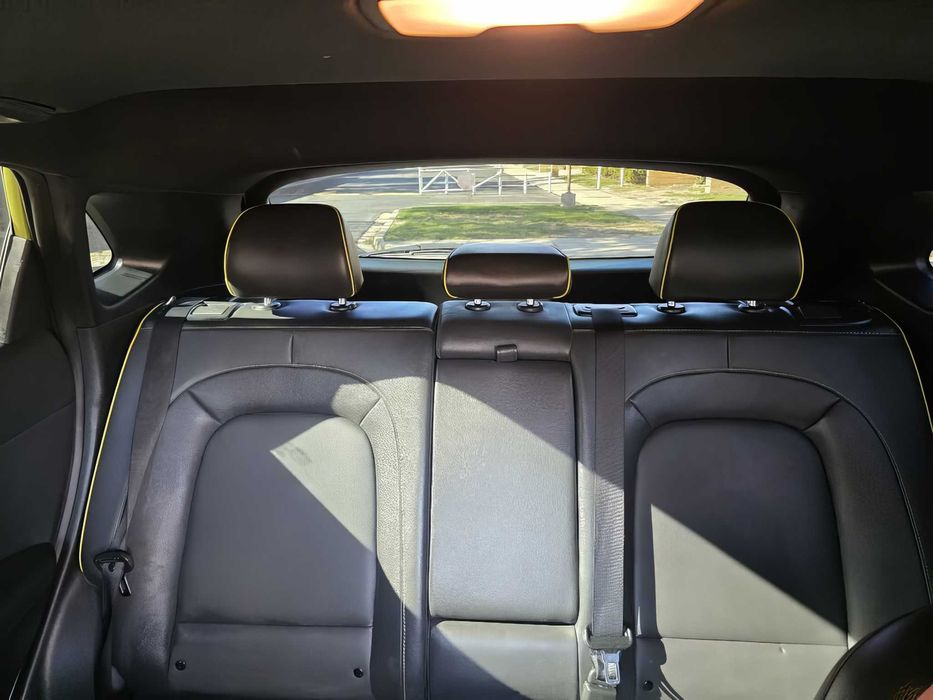 Hyundai Kona      2020