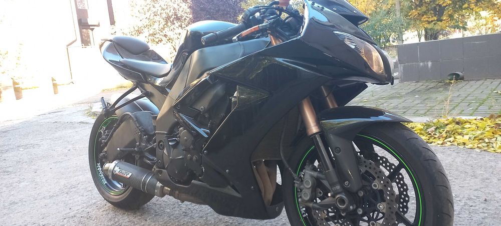 KAWASAKI zx1000r