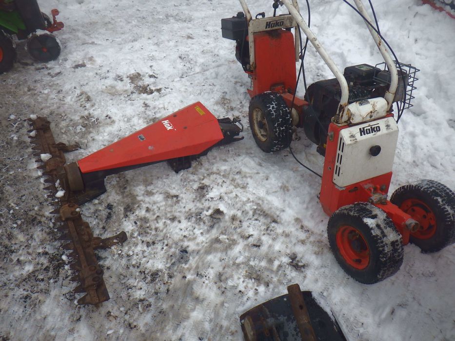 HAKO Dzik Maszyna Spalinowa Taczka  Kosiarka Listwowa Taczka  Wywrotka