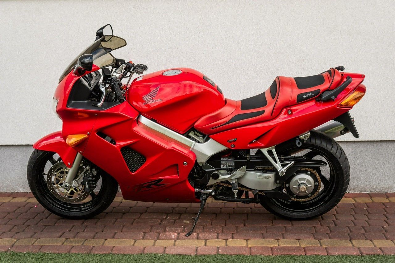 Honda VFR 800 MAŁY PRZEBIEG MEGA ZADBANA Raty Transport Największy Wybór Motocyk