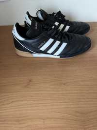 Adidas kaiser 5 44.5 jak nowe