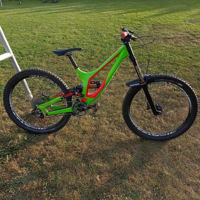 SPECIALIZED demo-8 2017 M 27,5'