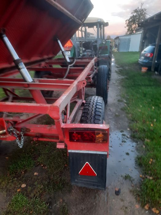 Przyczepa rolnicza wywrotka