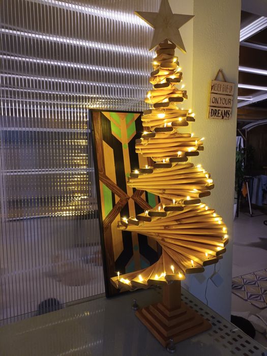 Árvore  de Natal  de madeira