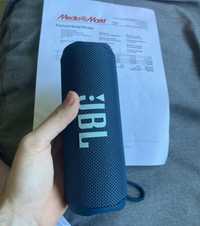 Coluna JBL + Auriculares JBL