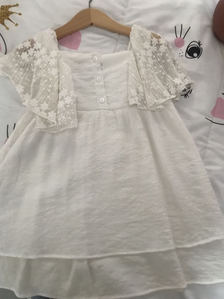 Vendo vestido Dadati branco 5 anos