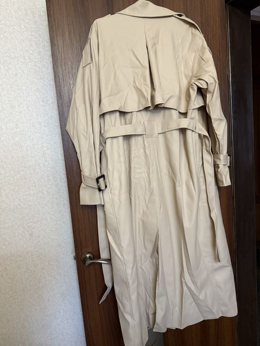 Шкіряний тренч