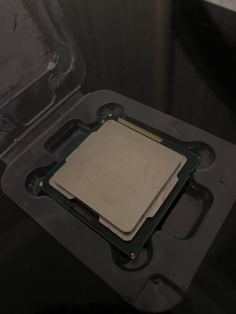 i5 3330, робочий камінь.