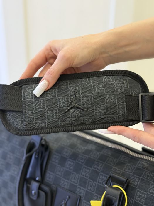 Сумка jordan сумка в зал подорож jordan monogram bag