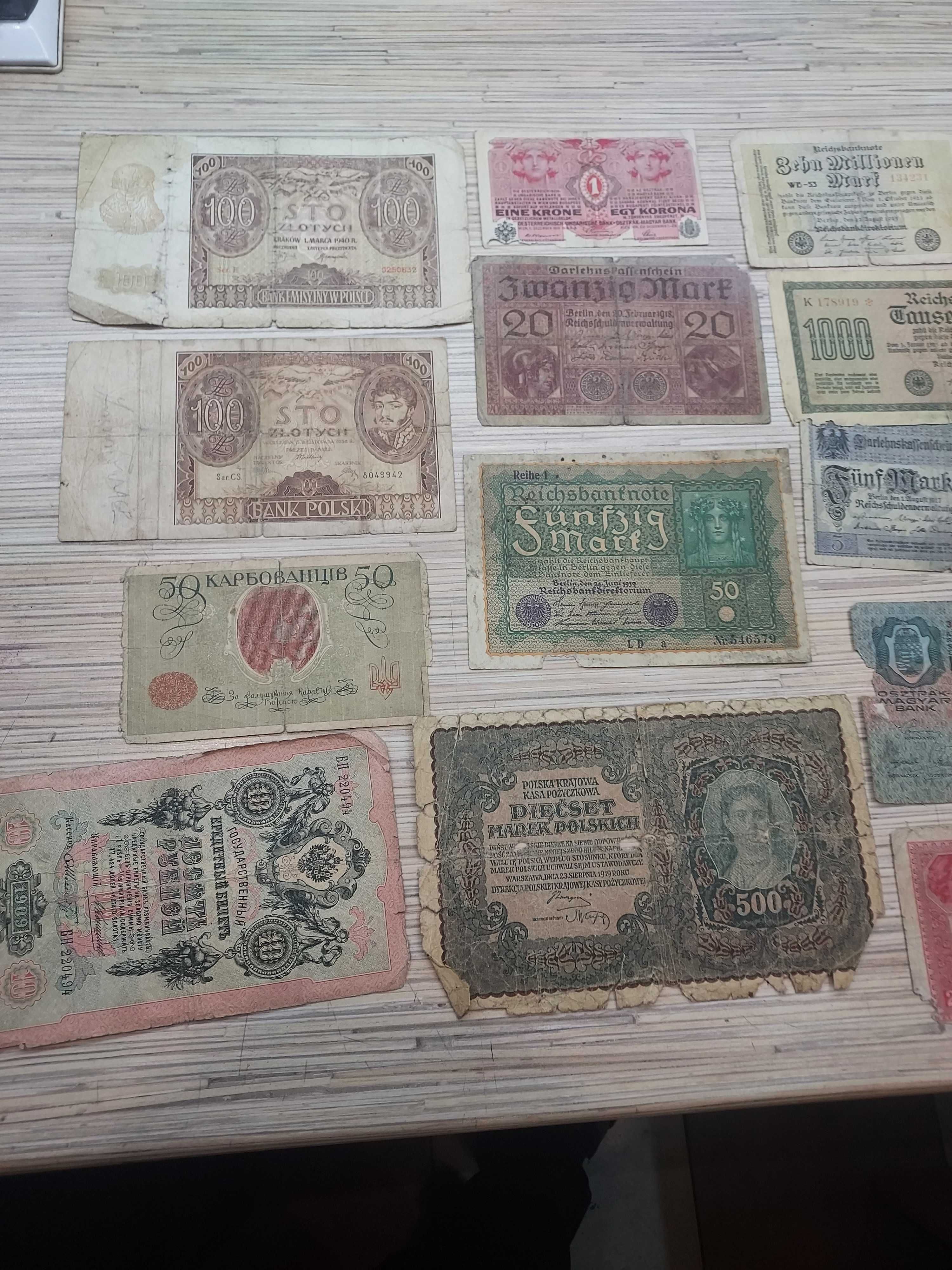 stare używane banknoty