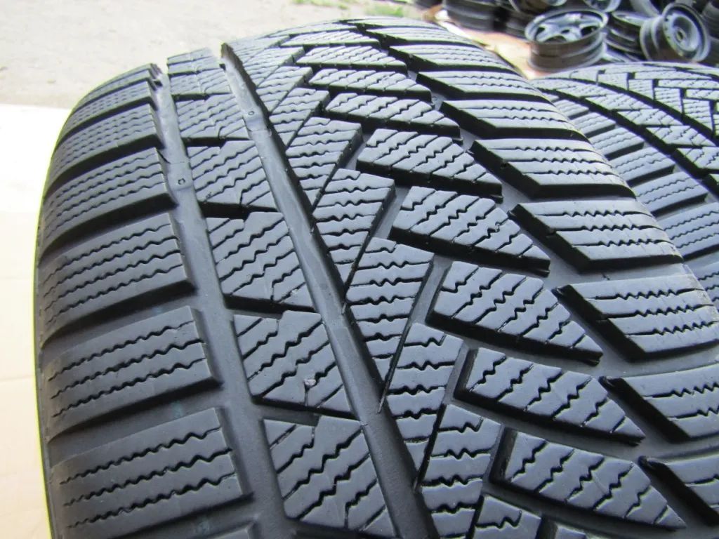 4x Felgi Koła 18 Volvo S40 V60 S90 V90 C30 S60 XC40 XC60 + Opony 235/45 18